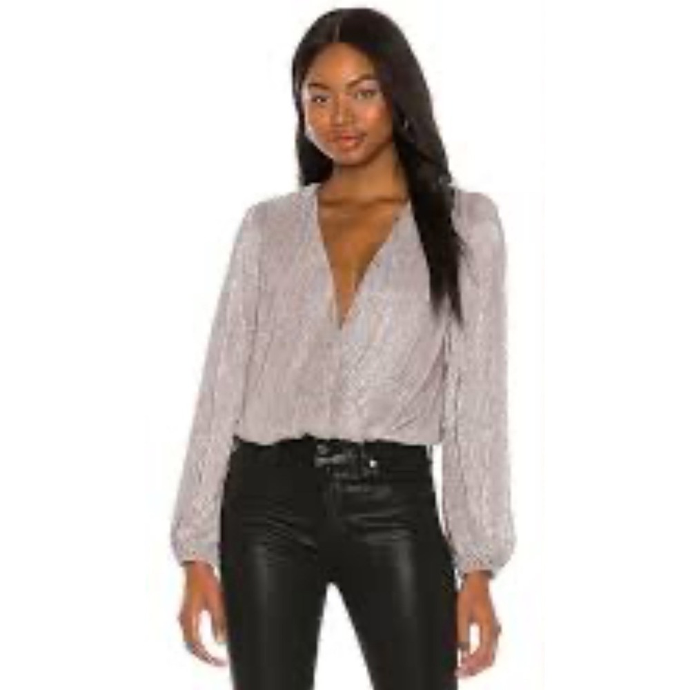 ASTR the Label Women's XS Long Sleeve Bodysuit Top Blouse Champagne